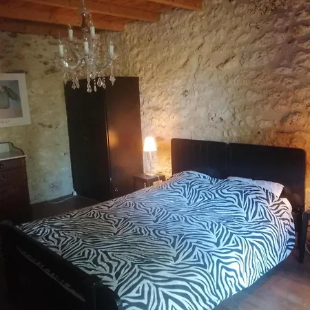 Near Bergerac Vineyards, Cleaning Included